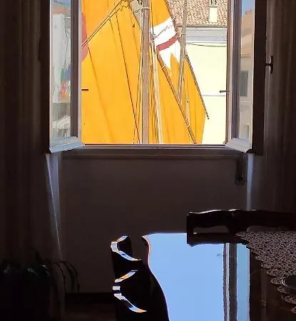 Maria Luisa Sul Portocanale